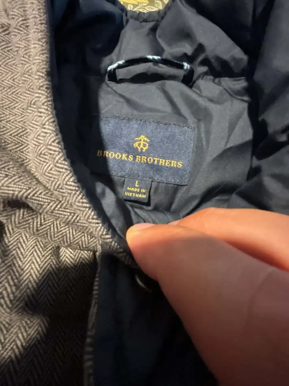 Brooks Brothers Men's Large Grey Herringbone Quilted Snap Front Puffer Vest